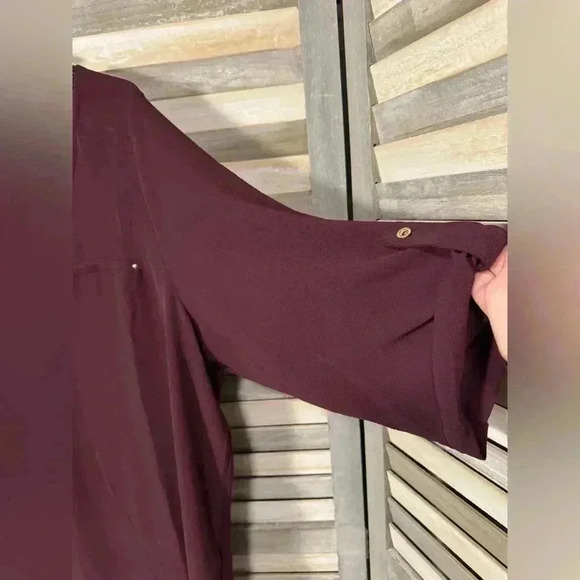 Tempted Hearts – Blouse – Burgundy – 2X - Picture 3 of 6